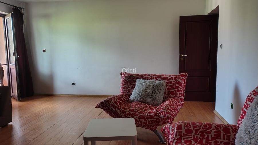 Apartament 4 camere, singur pe etaj - 2