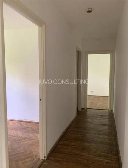 Vanzare Apartament 3 Camere Semidecomandat Berceni-Al.Niculitel - 6