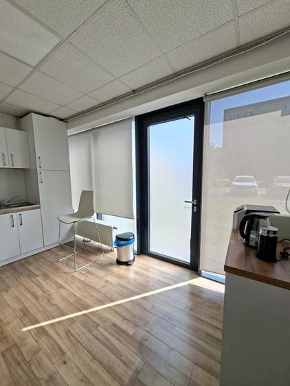 Spațiu pretabil birouri/cabinete medicale