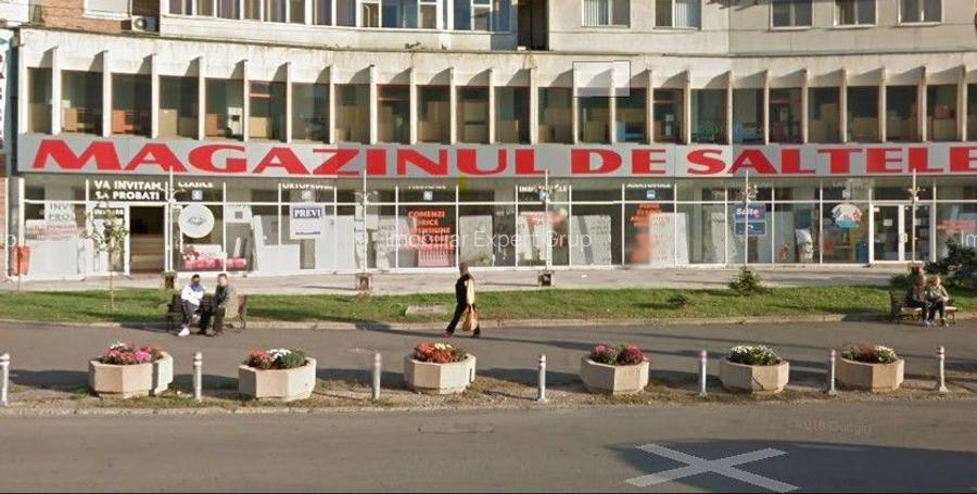 Spatiu stradal1800 mp parter + mazanin - 2