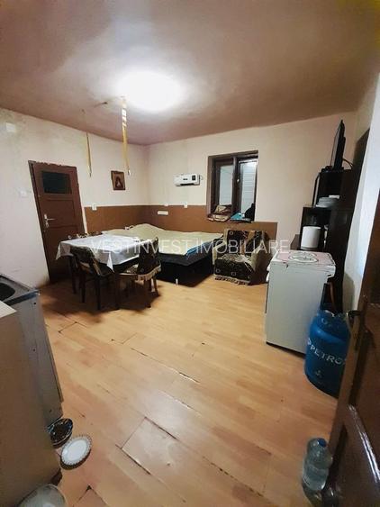 Casă + 2870 mp teren – oportunitate Ciocaia - 13