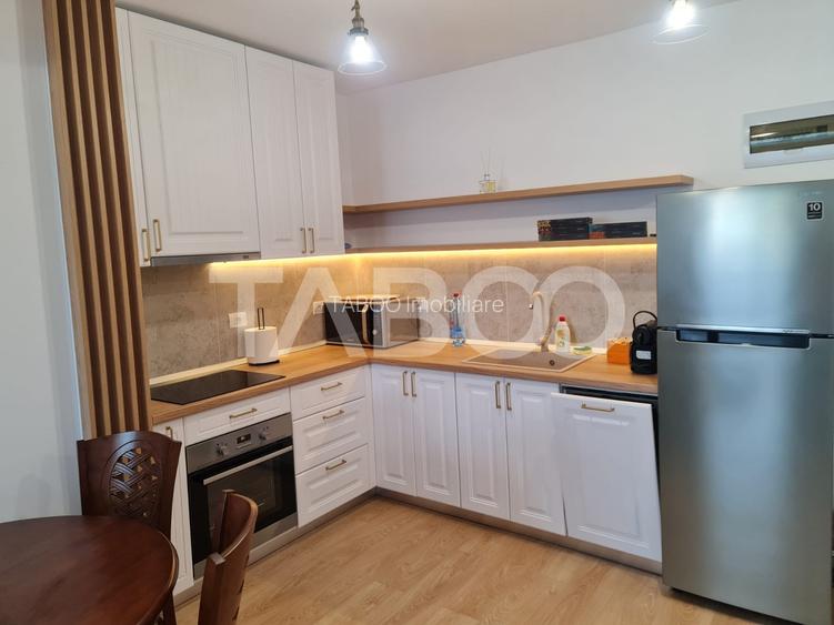 De vanzare apartament cu 2 camere la cheie cu garaj si boxa in Zorilor - 3