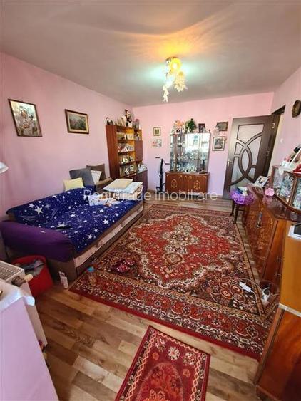 Apartament 2 camere decomandat Astra Carpatilor - 2