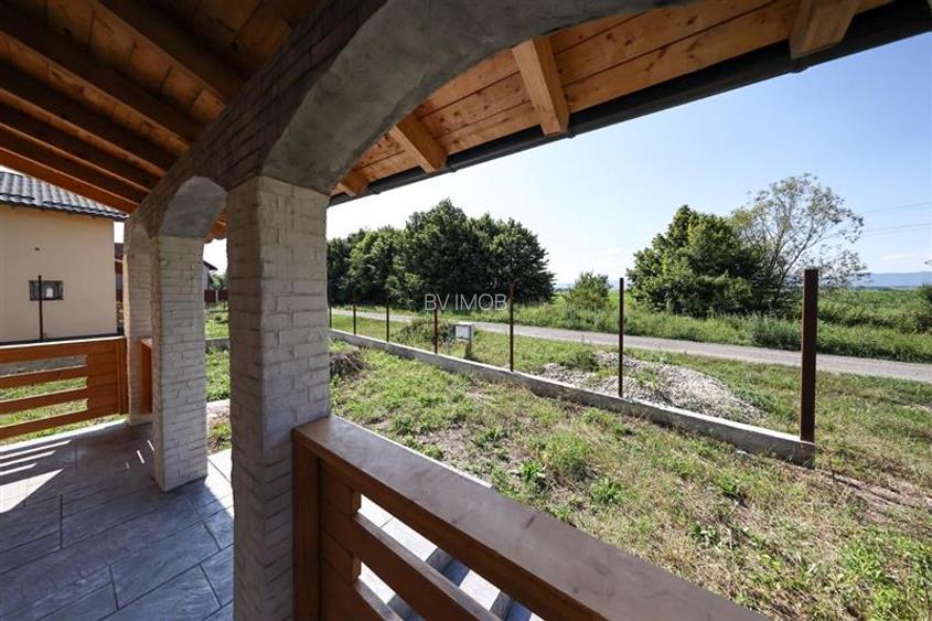 Vanzare Casa la cheie, constructie noua, intabulata,teren 680 mp - 29