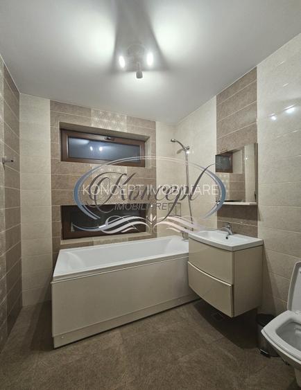 Casa spatioasa cu gradina privata aproape de strada Campului - 14