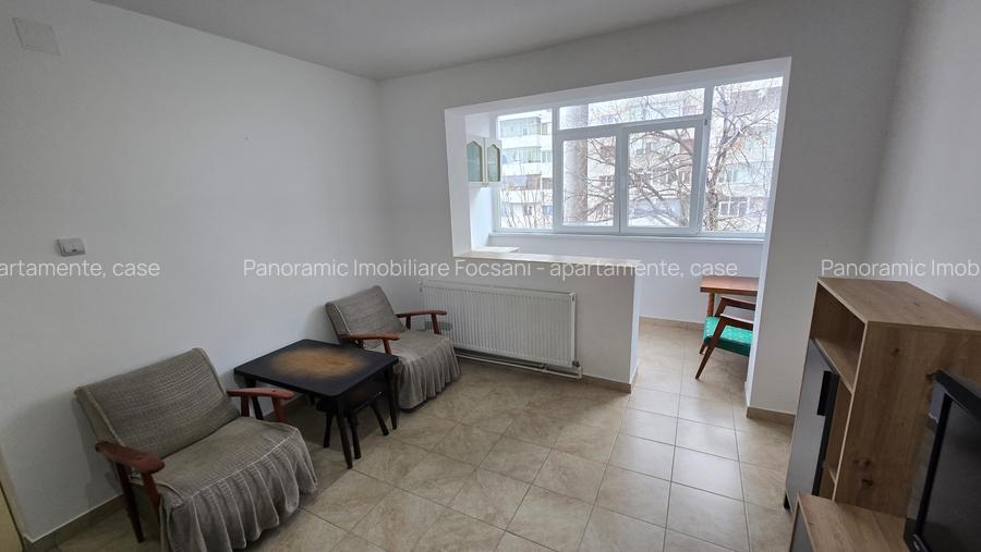 Apartament de vanzare  2 camere, renovat si mobilat complet,  central Focsani - 27