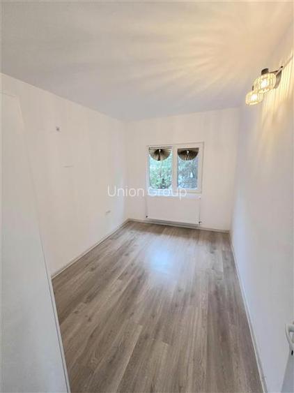 Casuta Superba, Teren 700 mp, Corbu, aproape de Lac - 16