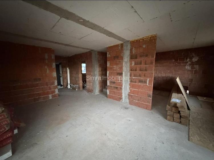 Casa P+M la rosu, Santandrei cu teren de 500 mp - 2