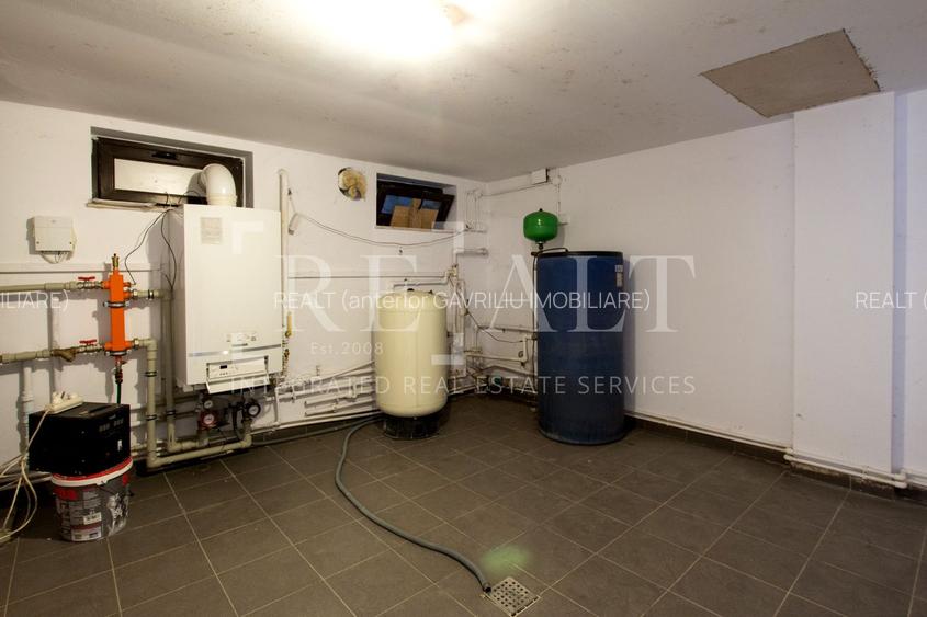 Inchiriere casa, vila 7 camere | Individuala, Renovata, Curte | Campul Pipera - 51