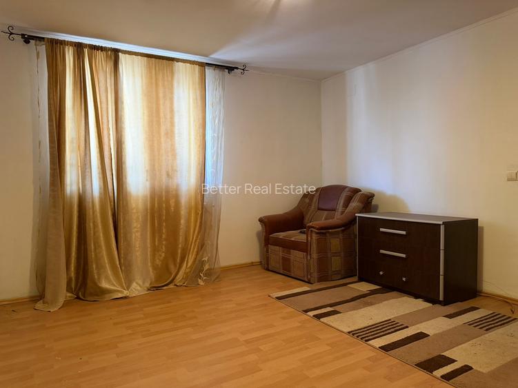 Vilă individuală de vânzare în Berceni, Ilfov – Bd. 1 Mai - 5 camere, teren 705 - 12