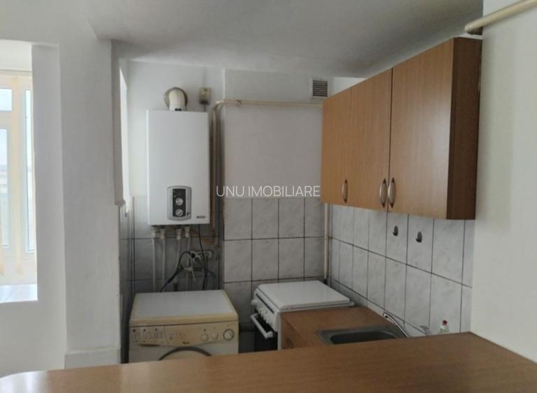 Tudor Vladimirescu-Iulius Mall-1 Camera -bloc 78' - 3