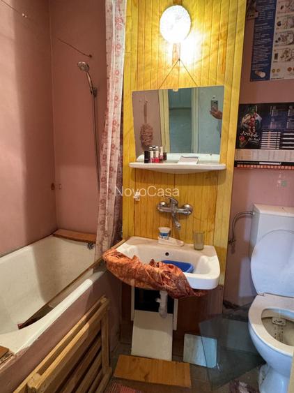 Ap 2 cam  decomandat ,in Manastur, str Mehedinți - 4