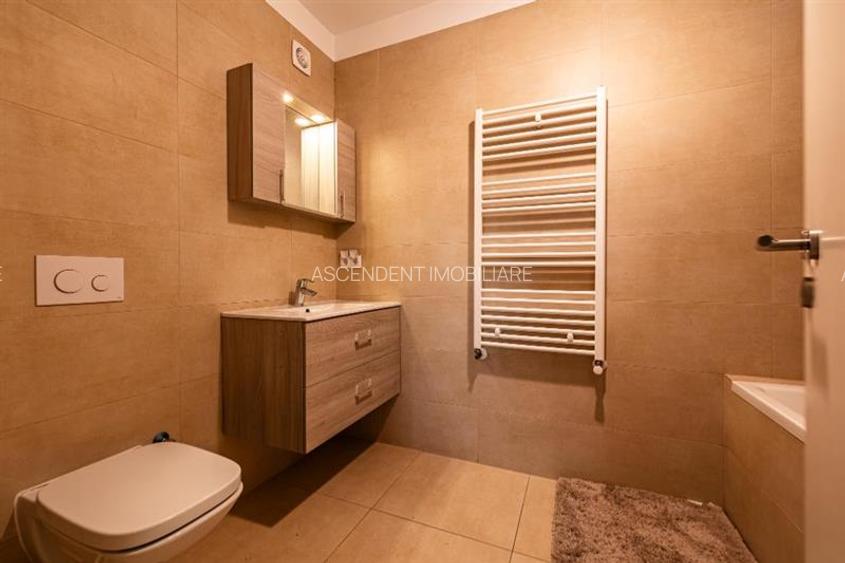 Rafinament urban:terase incantatoare,loc parcare,A Class,Kasper,Coresi,Tractorul - 35