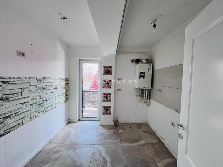 OPORTUNITATE DE INVESTIȚIE: Apartament cu 2 camere decomandat, bloc nou - 10