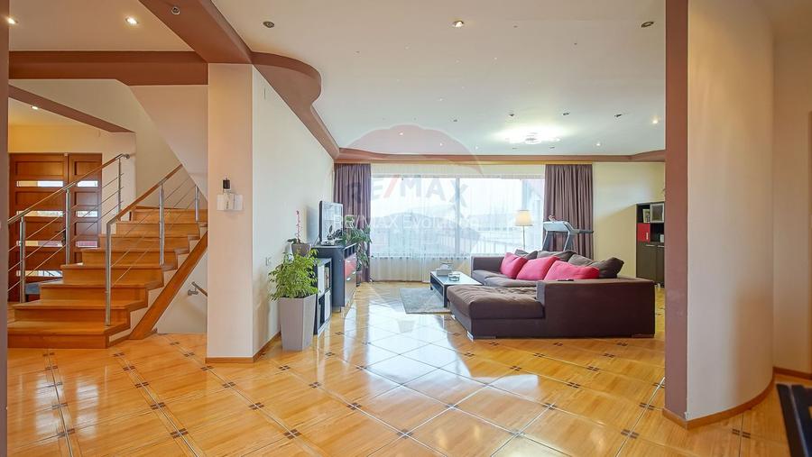 Casă spațioasă și elegantă, teren 1547 mp în Stupini – Comision 0 - 8