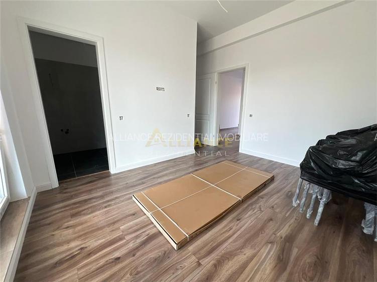 CASA PARTER-4 CAMERE- TEREN 450 MP-STR.AVIATORILOR - 10