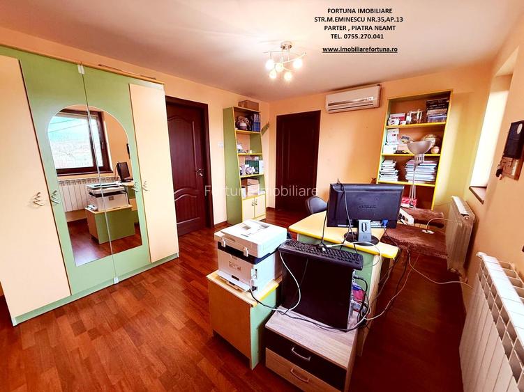 Proprietate com.Girov,compusa din casa, anexe si 8800 mp teren - 8