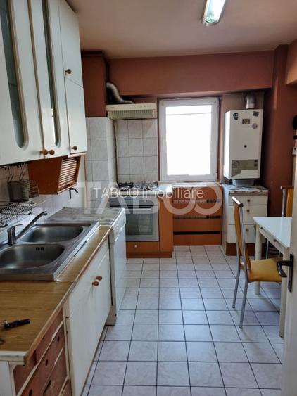 Apartament 4 camere de vanzare decomandat 90mpu zona Central Sibiu - 6