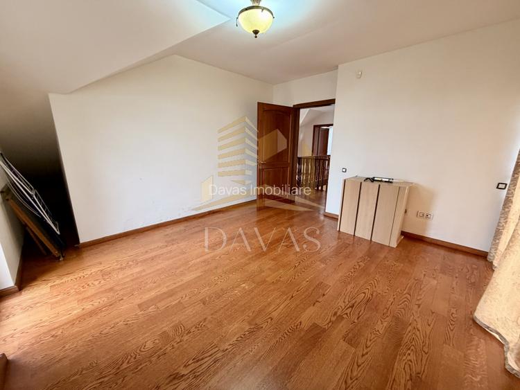 Casa individuala de inchiriat | Europa | Deschidere la 2 strazi - 14