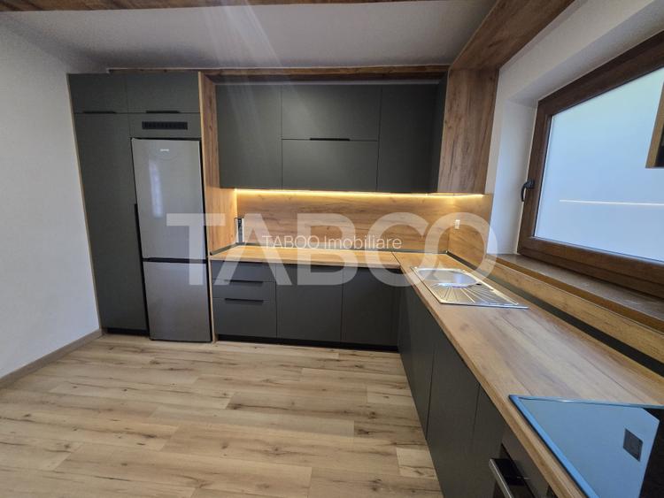 Casa de vacanta noua de vanzare 278 mpu curte 855mp Valea Avrigului - 4