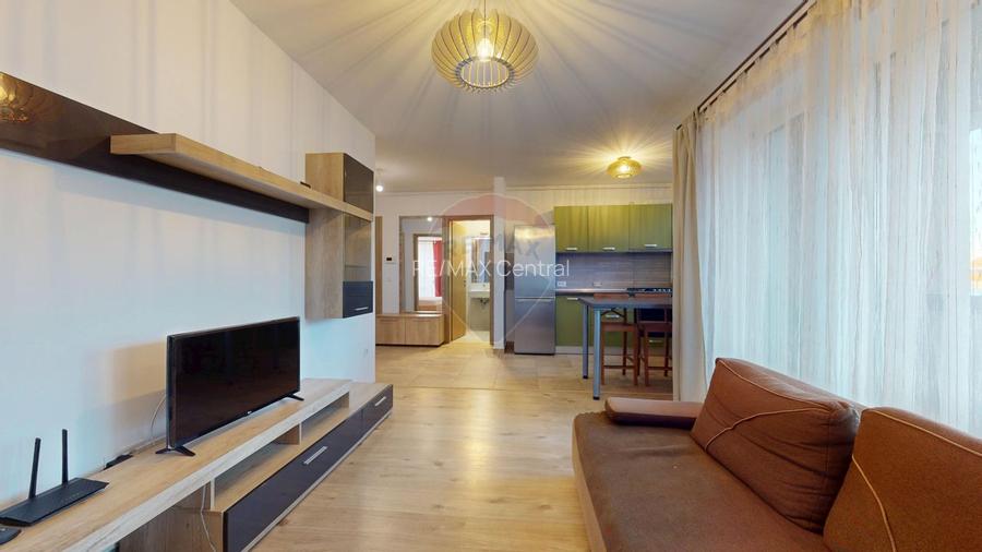 Studio modern Tractorul - 12