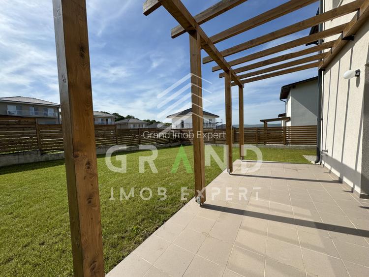 TOTUL NOU!Casa individuala,4 camere,3 BAI,TERASA,GARAJ,zona Dezmir - 24