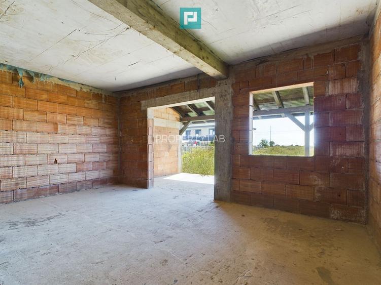 Duplex în Moșnița Nouă, în spate la Castel - 12