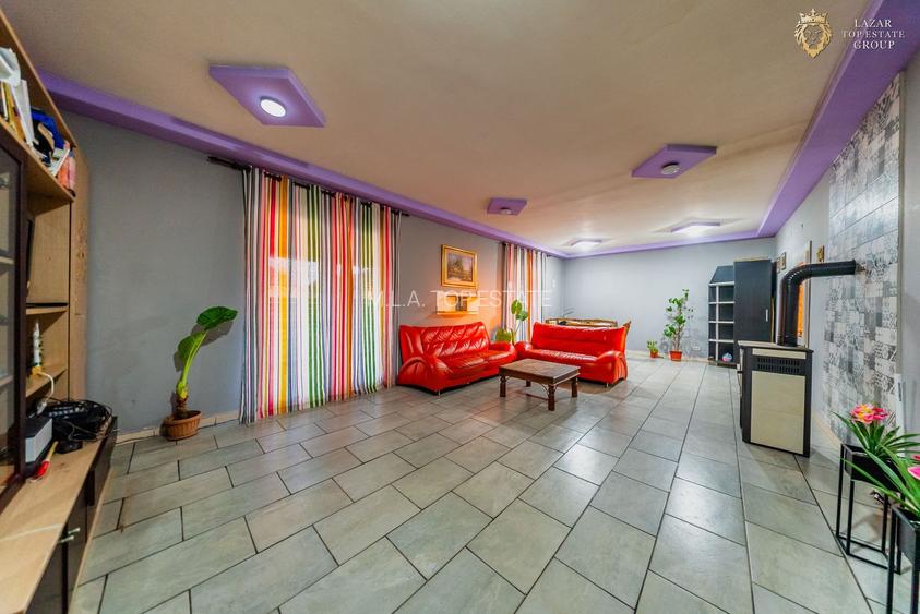 Casa de vanzare 7 camere Santana - 26