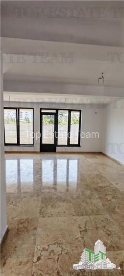 Vila 6 camere, incalzire in pardoseala, P+1+M, toate utilitatile, 180mp teren, P - 5