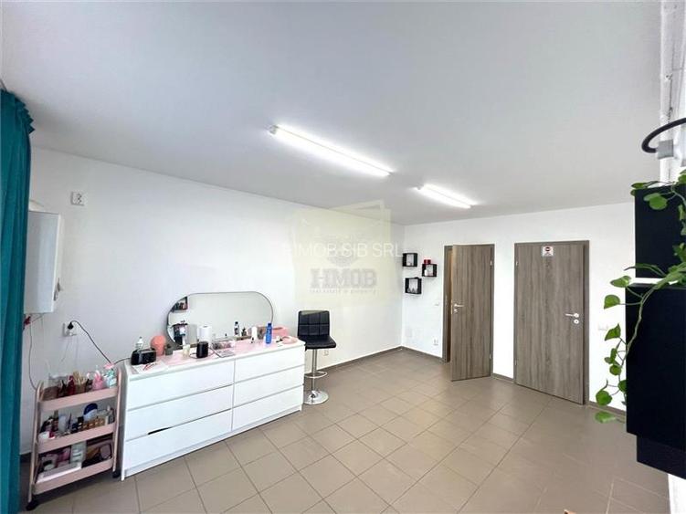 Spatiu comercial cu o camera 30 mp in Magnolia - 3