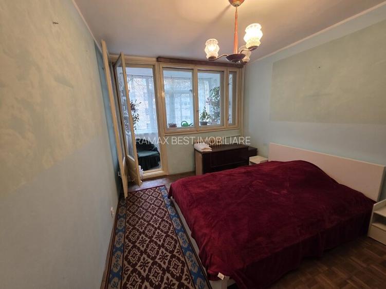 1 Decembrie 1918, intersectie Jean Steriadi, 10 minute metrou, vav Auchan - 13