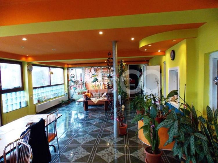 Pensiune la cheie 13 camere  15 locuri parcare si teren 3000 mp - 31