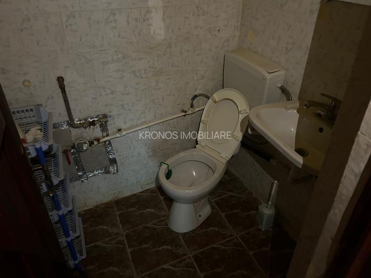 GARA-BCR 3 CAMERE DECOMANDAT 81 MP. 2 BALCOANE, VEDERE PORT, BLOC SOLID AN 1986 - 11