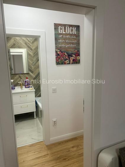 Apartament cu 3 camere si 2 bai de inchiriat in Sibiu str Doamna Stanca - 6
