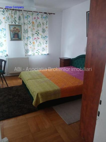 Grasoniera Podul Grand la curte la 350 euro - 6