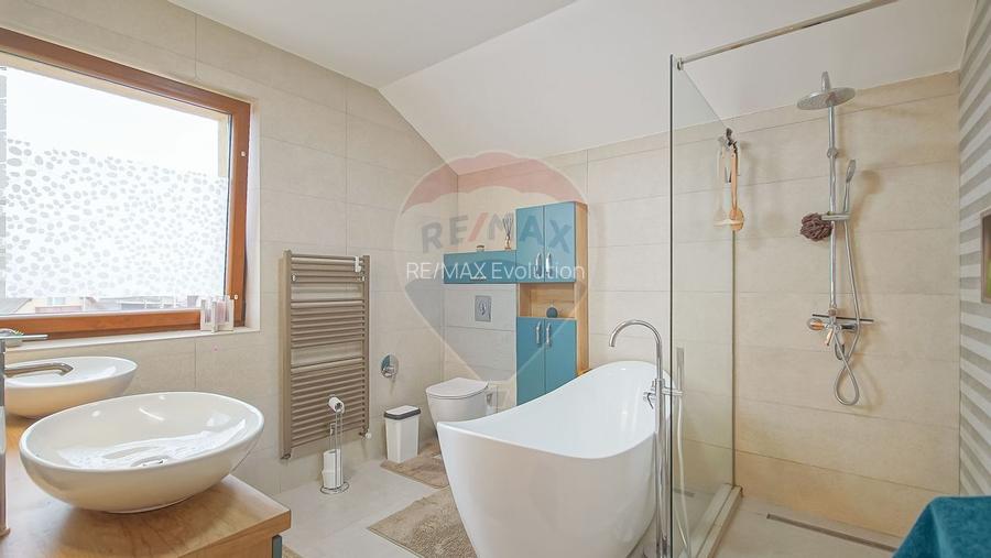 Casă spațioasă și elegantă, teren 1547 mp în Stupini – Comision 0 - 20