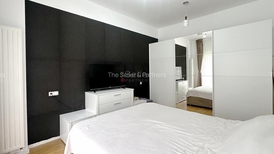 Zona Linistita Terasa Suprafata Generoasa - 2