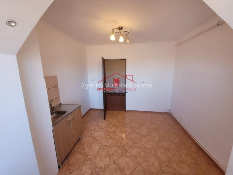 De vanzare apartament 3 camere - cu centrala pe Gaz! - 4