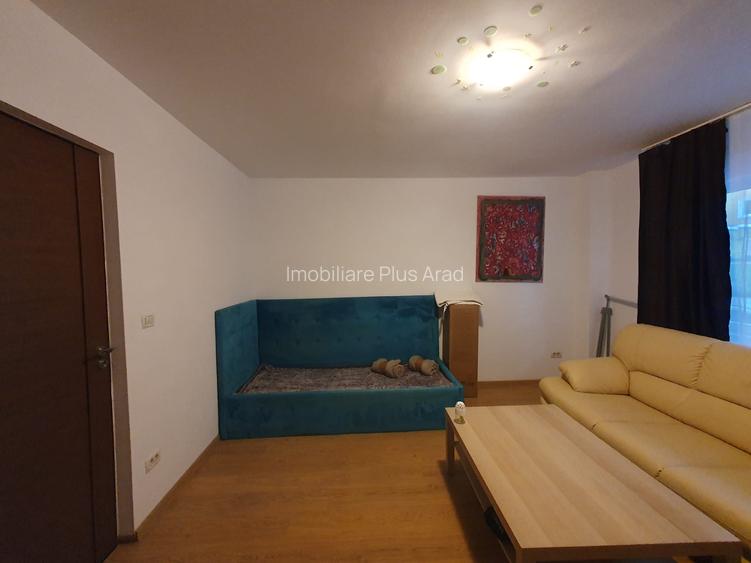Apartament cu 5 camere de inchiriat -Micalaca - 13