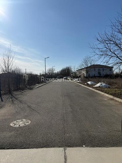 2019 mp langa padure  cu PUD obtinut, toate utilitatile, cartier de vile - 4