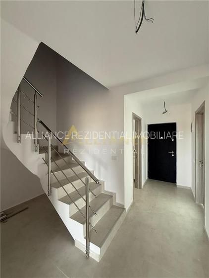 Vila P + 1 | 4 camere - 3 bai | 125 MPU + Teren 290 MP - 7