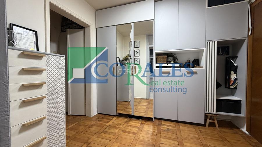 Et. 2, langa Scoala 30,  Centrala Proprie, decomandat - Zona Soarelui - 10