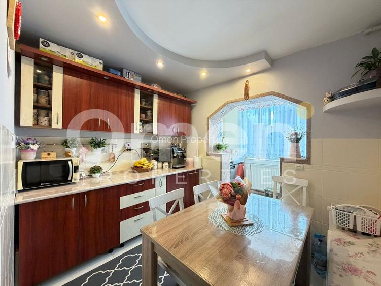 Apartament cu 3 camere decomandat, etaj intermediar,  zona Lidl Hotvon - 8