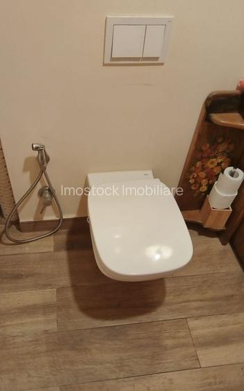 Casă -zona Liviu Rebreanu - 11