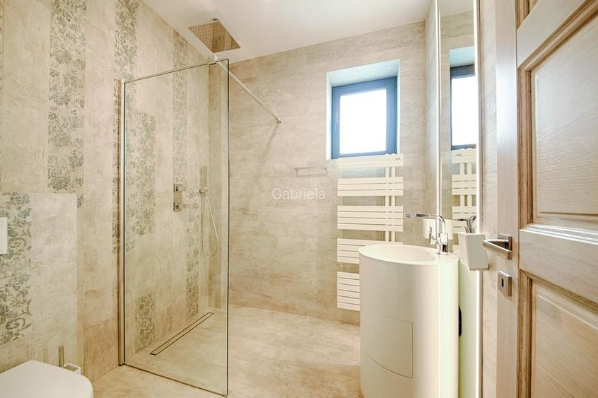 Vila  P+E,  finisaje de exceptie, piscina , IANCU NICOLAE -  Cambridge School - 7