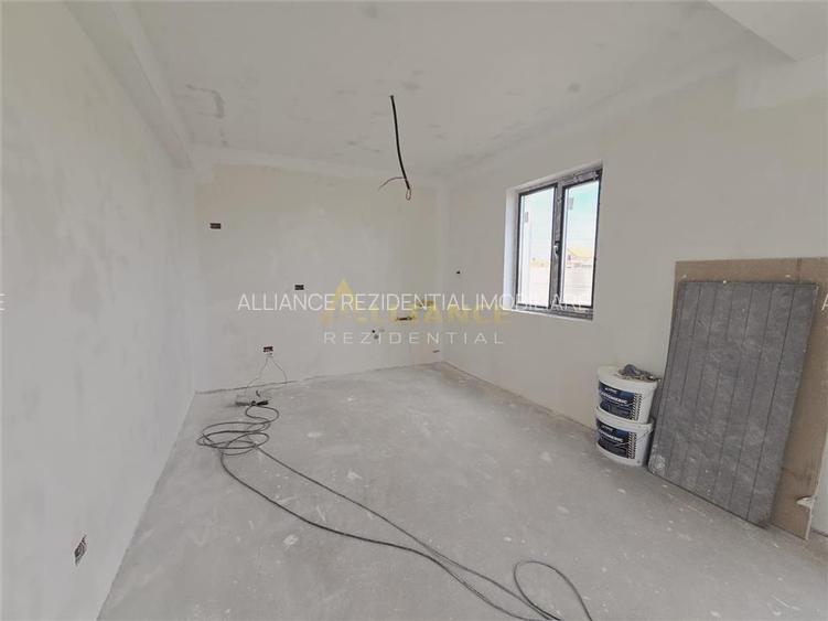 Vila individuala- 155.000 euro- 4 camere- 360mp teren - 8