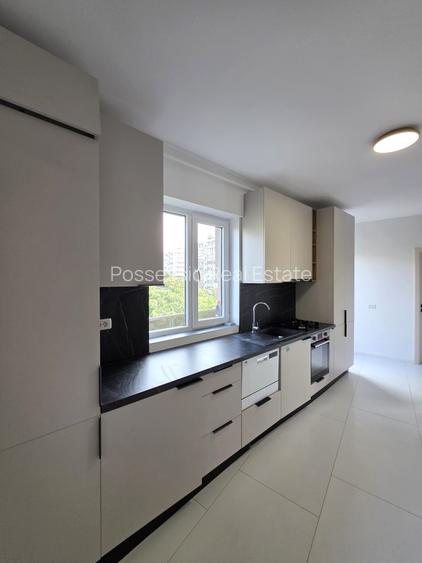 Banul Udrea, la cateva minute de Mihai Bravu, Studio dublu – 500 EUR - 9