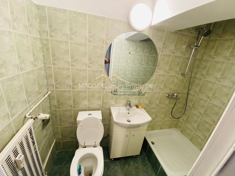 Apartament spațios cu 4 camere, vedere spectaculoasă către Palatul Parlamentului - 20