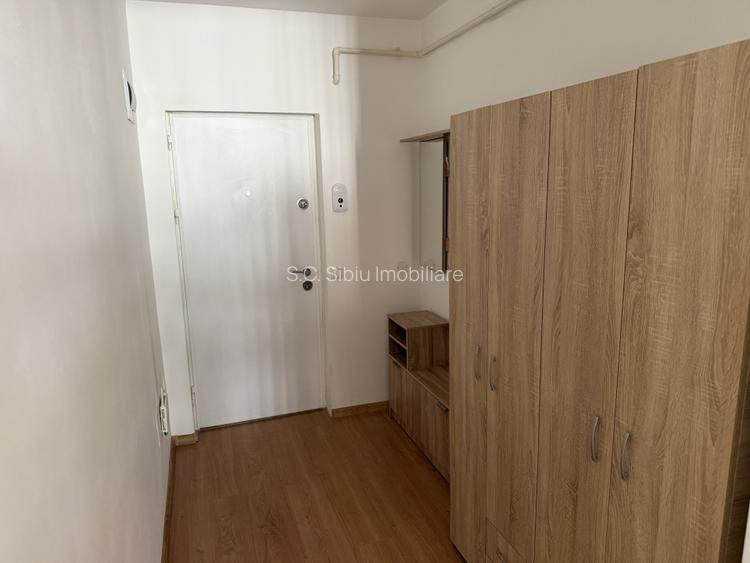 garsoniera  parter spatioasa  brana s - 4