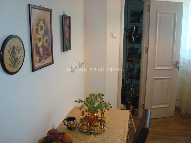 Apartament renovat, mobilat elegant penthhouse Calea Mosilor Metrou Bucur Obor - 9